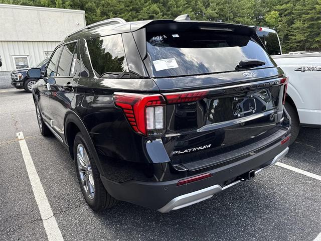 Photo of 2025 Black Ford Explorer