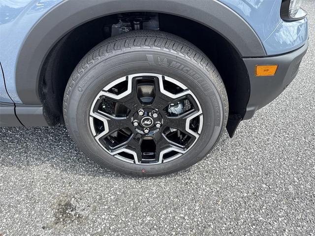 Photo of 2025 Azure Gray Metallic Tri-Coat Ford Bronco Sport