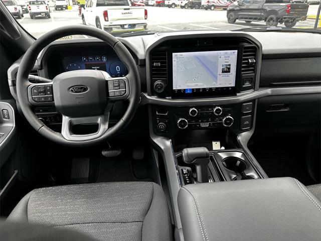 Photo of 2025 Oxford White Ford F-150