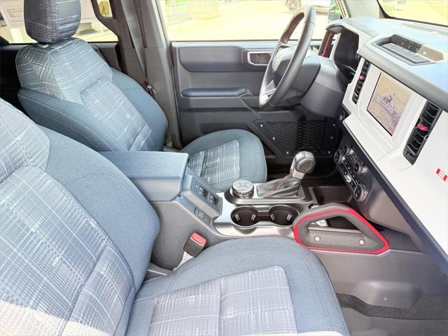 Photo of 2023 Azure Gray Metallic Tri-Coat Ford Bronco
