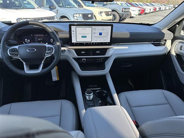 Photo of 2025 Agate Black Metallic Ford Explorer