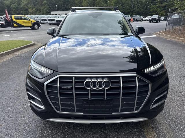 Photo of 2021 Black Metallic Audi Q5