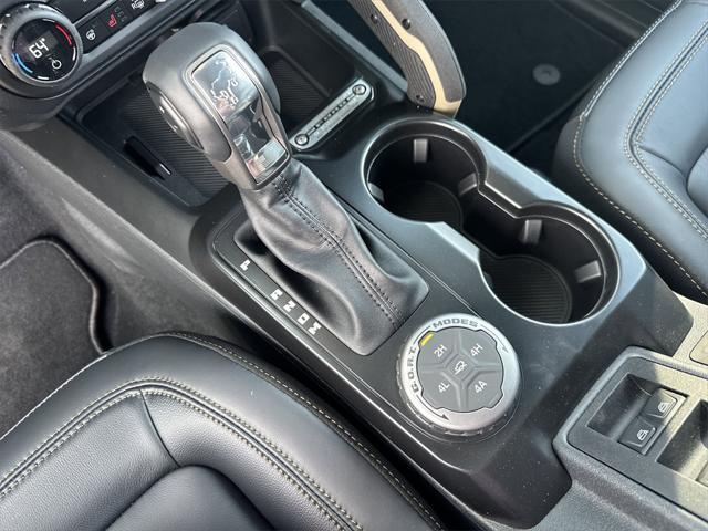 Photo of 2025 Azure Gray Metallic Tri-Coat Ford Bronco