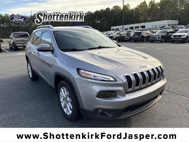 Photo of 2018 Billet Silver Metallic Clearcoat Jeep Cherokee