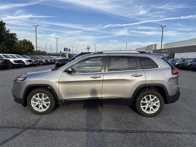 Photo of 2018 Billet Silver Metallic Clearcoat Jeep Cherokee