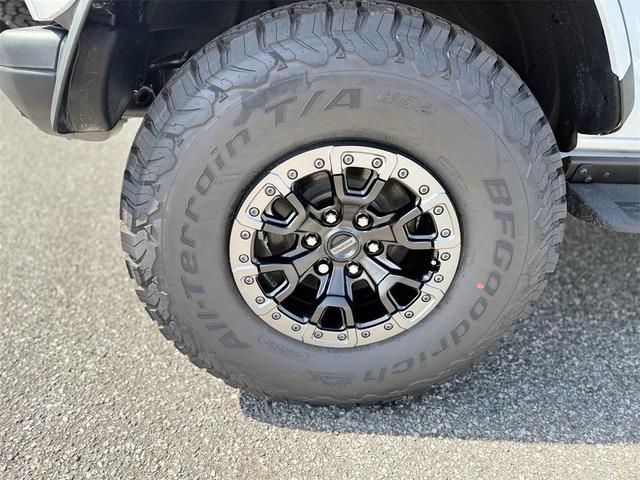 Photo of 2025 Oxford White Ford Bronco