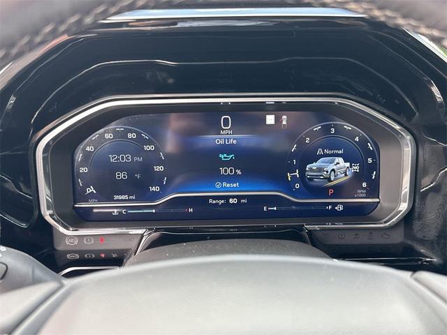 Photo of 2022 Black Chevrolet Silverado 1500