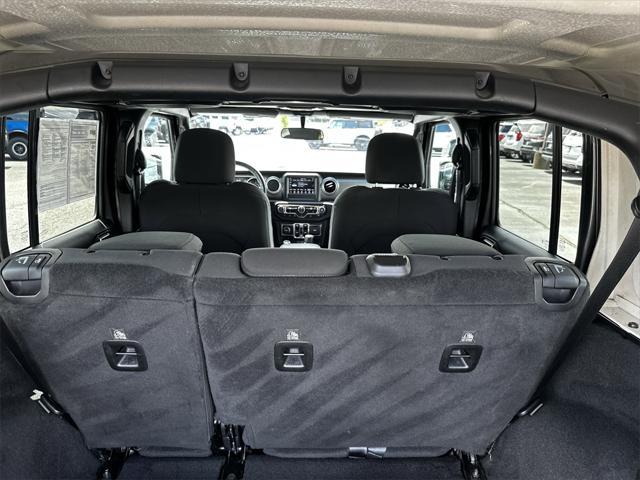 Photo of 2019 Granite Crystal Metallic Clearcoat Jeep Wrangler Unlimited