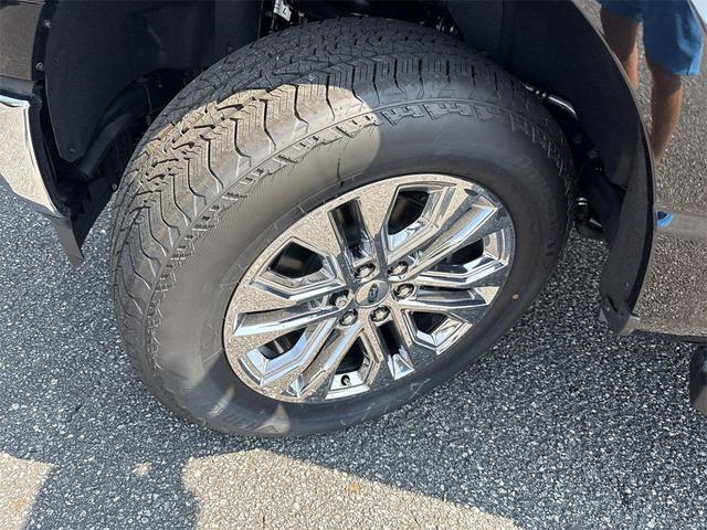Photo of 2025 Agate Black Metallic Ford F-150