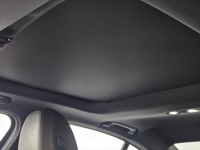 Photo of 2024 White BMW 330