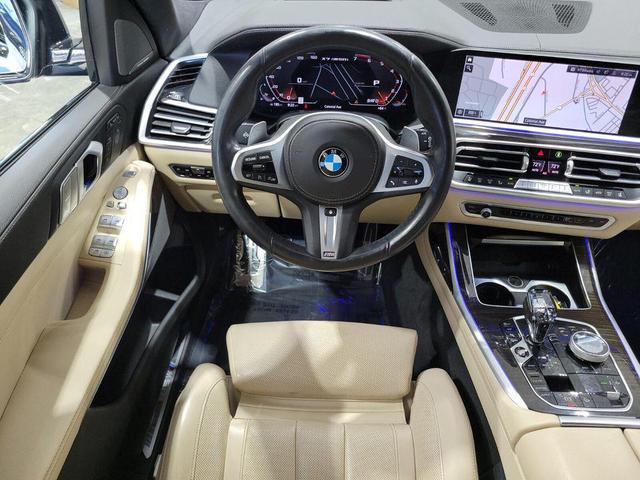 Photo of 2021 Black BMW X7