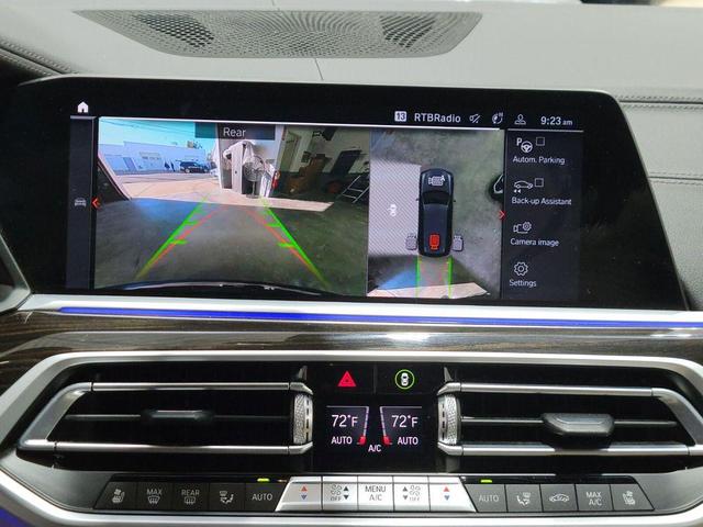 Photo of 2021 Black BMW X7