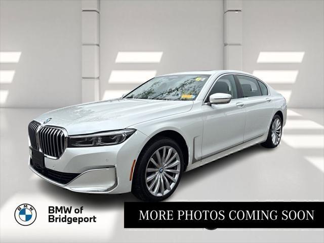 2022 BMW 740