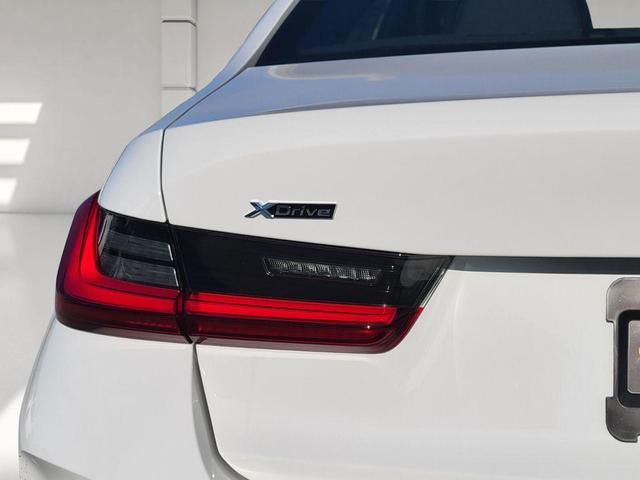 Photo of 2025 White BMW 330