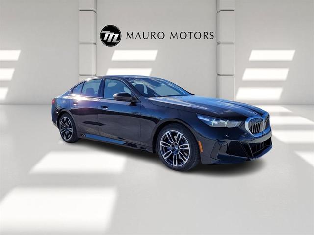 2024 BMW 530