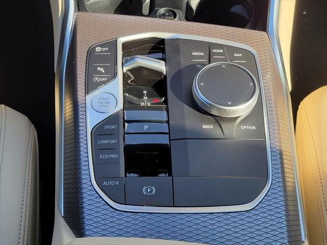 Photo of 2025 White BMW 330