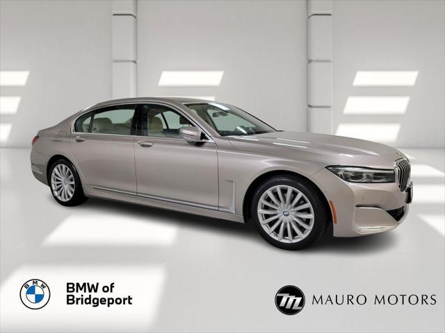 2022 BMW 740
