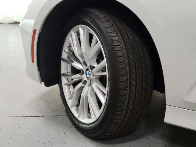 Photo of 2024 White BMW 330