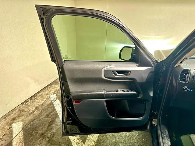 Photo of 2022 Shadow Black Ford Bronco Sport