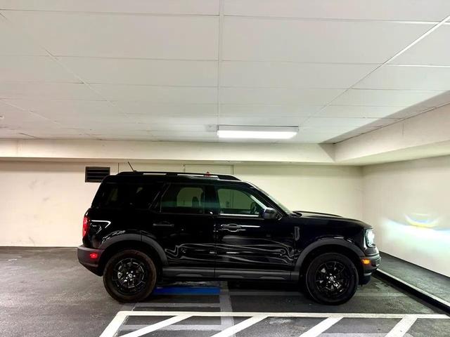 Photo of 2022 Shadow Black Ford Bronco Sport