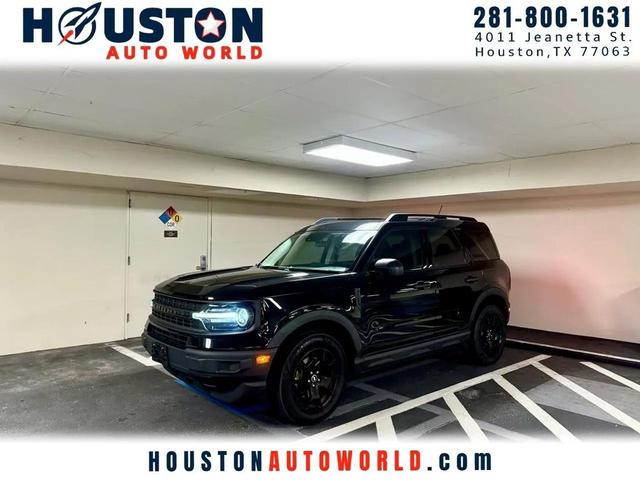 Photo of 2022 Shadow Black Ford Bronco Sport