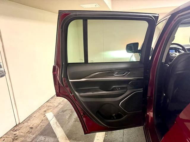 Photo of 2024 Velvet Red Pearlcoat Jeep Grand Cherokee 4xe