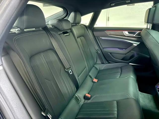 Photo of 2021 Firmament Blue Metallic Audi A7