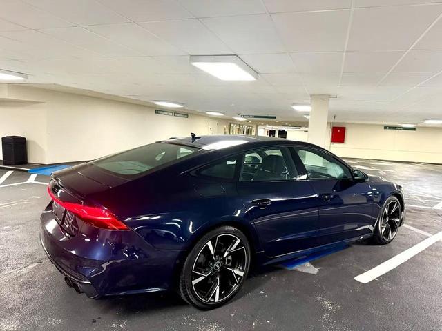 Photo of 2021 Firmament Blue Metallic Audi A7