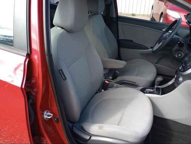 Photo of 2013 Boston Red Metallic Hyundai Accent