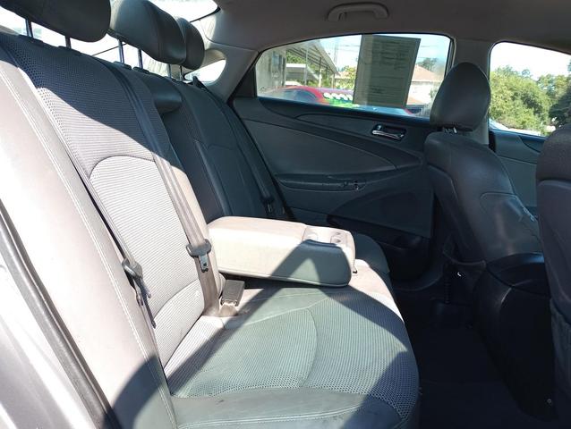 Photo of 2013 Harbor Gray Metallic Hyundai SONATA