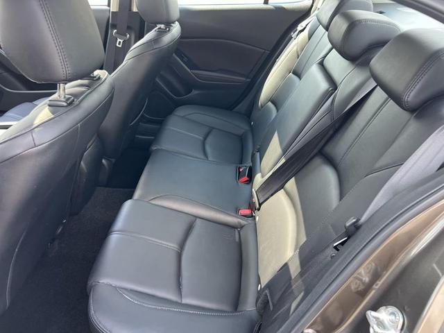 Photo of 2017 Titanium Flash Mica Mazda Mazda3