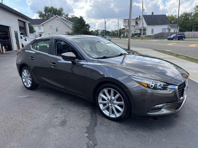 Photo of 2017 Titanium Flash Mica Mazda Mazda3