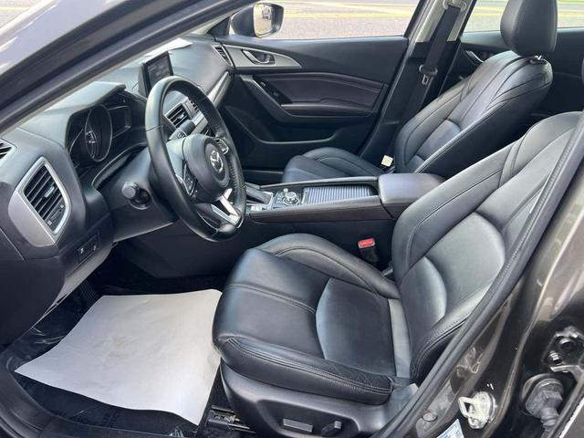 Photo of 2017 Titanium Flash Mica Mazda Mazda3