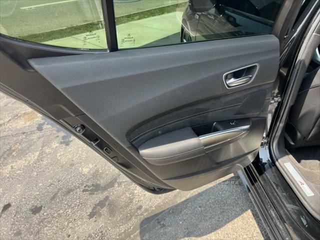 Photo of 2019 Crystal Black Pearl Acura TLX
