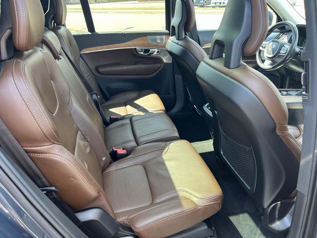 Photo of 2020 Denim Blue Metallic Volvo XC90