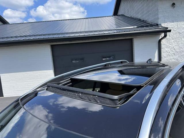 Photo of 2017 Onyx Black Metallic Volvo XC90