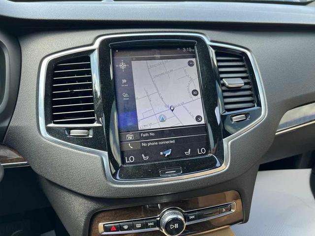 Photo of 2017 Onyx Black Metallic Volvo XC90