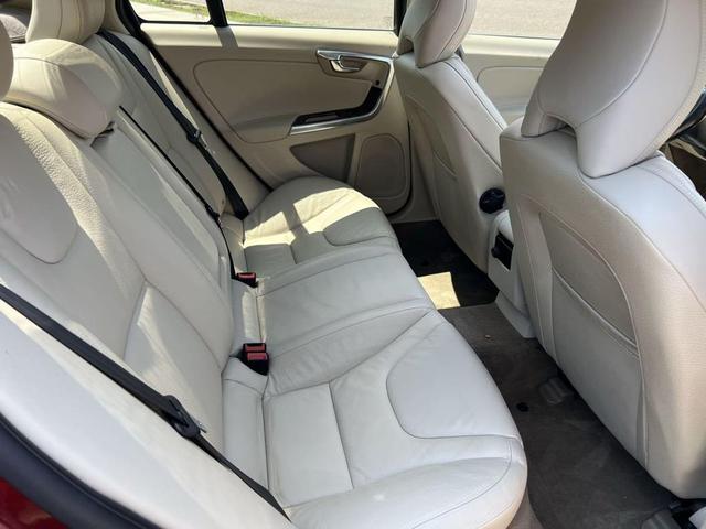 Photo of 2014 Flamenco Red Metallic Volvo S60