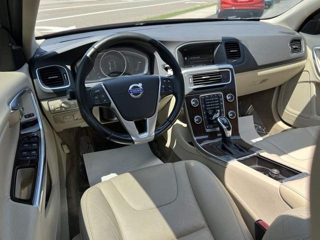Photo of 2014 Flamenco Red Metallic Volvo S60