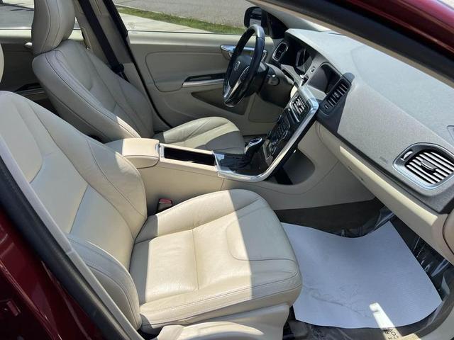 Photo of 2014 Flamenco Red Metallic Volvo S60