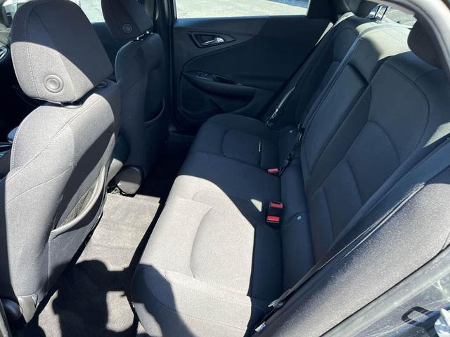Photo of 2018 Nightfall Gray Metallic Chevrolet Malibu