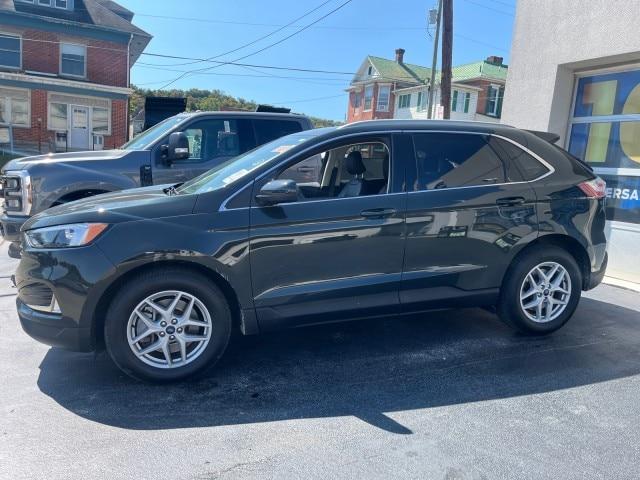 Photo of 2022 FORGED GREEN Ford Edge