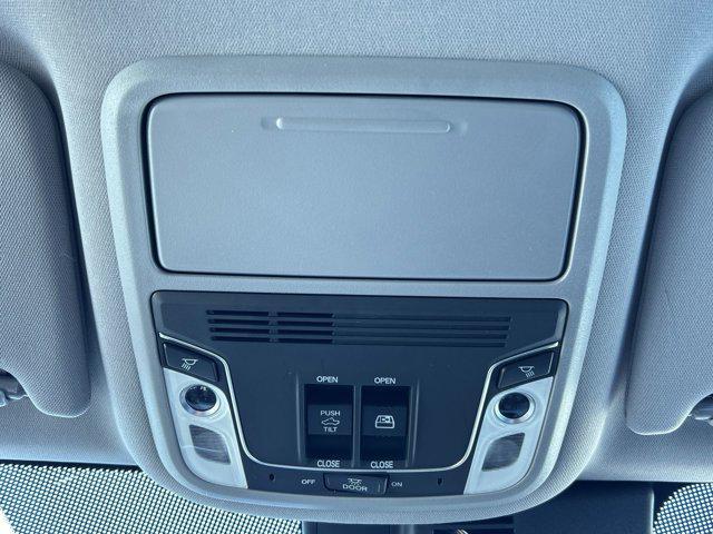 Photo of 2026 Crystal Black Pearl Honda Ridgeline