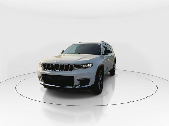 Photo of 2021 Bright White Clearcoat Jeep Grand Cherokee L