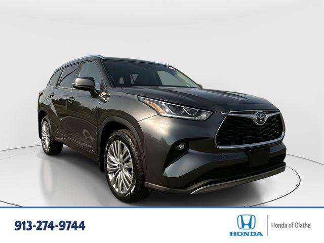 2022 Toyota Highlander Hybrid