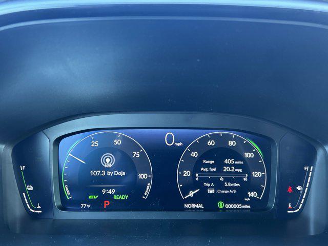 Photo of 2026 Solar Silver Metallic Honda CR-V Hybrid