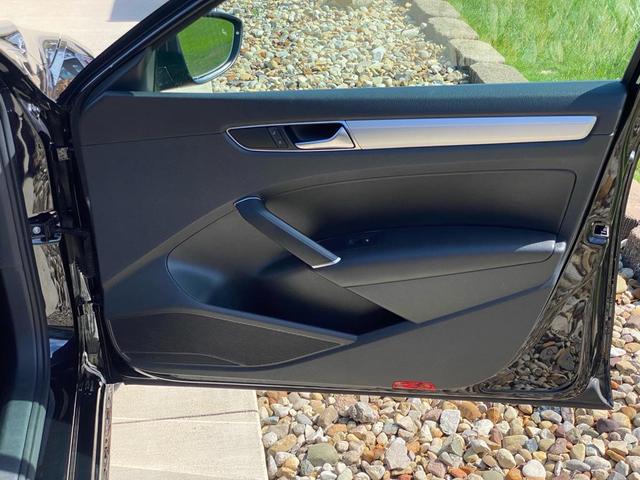 Photo of 2019 BLACK Volkswagen Passat