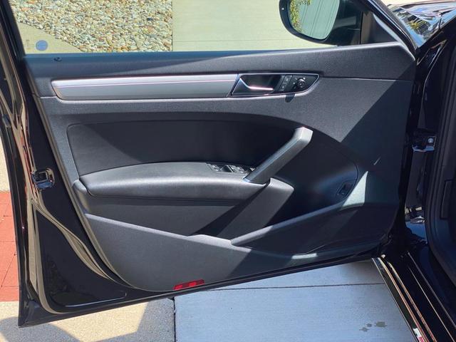 Photo of 2019 BLACK Volkswagen Passat