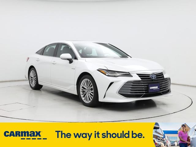 2019 Toyota Avalon Hybrid