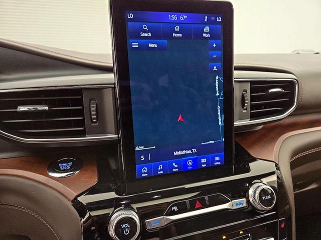 Photo of 2023 White Ford Explorer